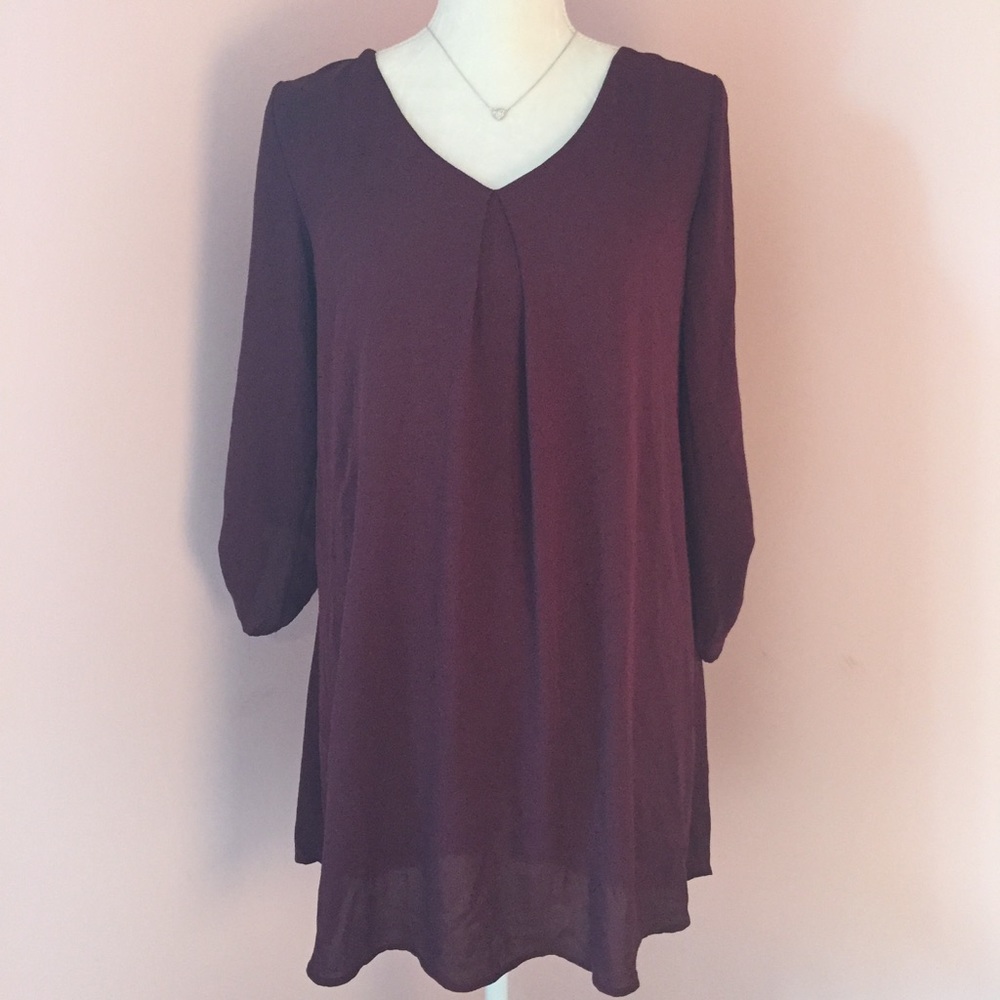 Quarter length sleeves Lush dress